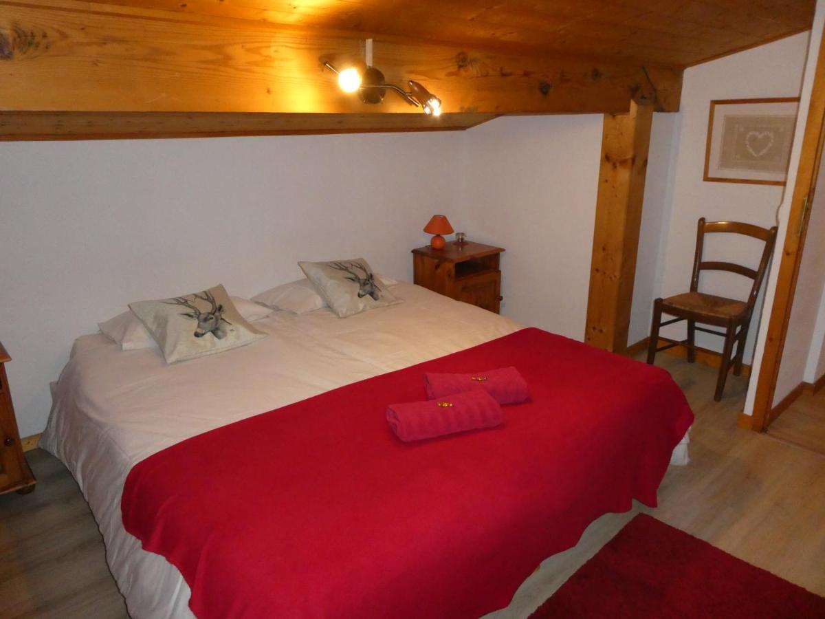 Central Hostel Châtel Kültér fotó