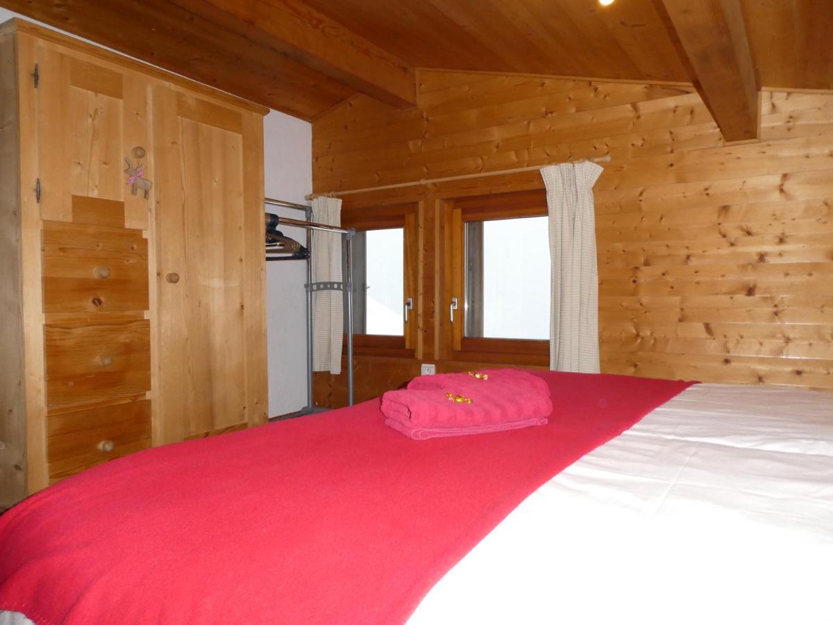 Central Hostel Châtel Kültér fotó