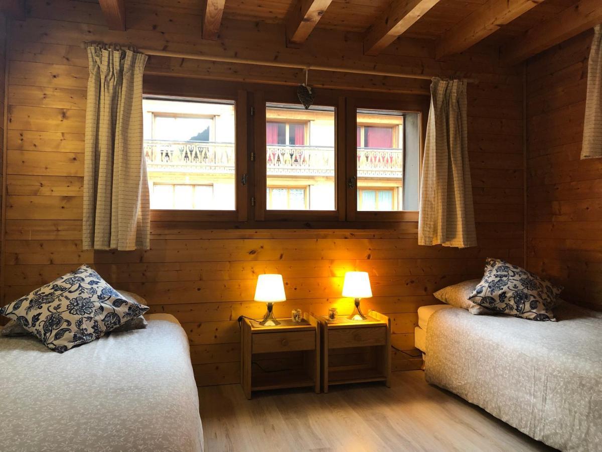 Central Hostel Châtel Kültér fotó