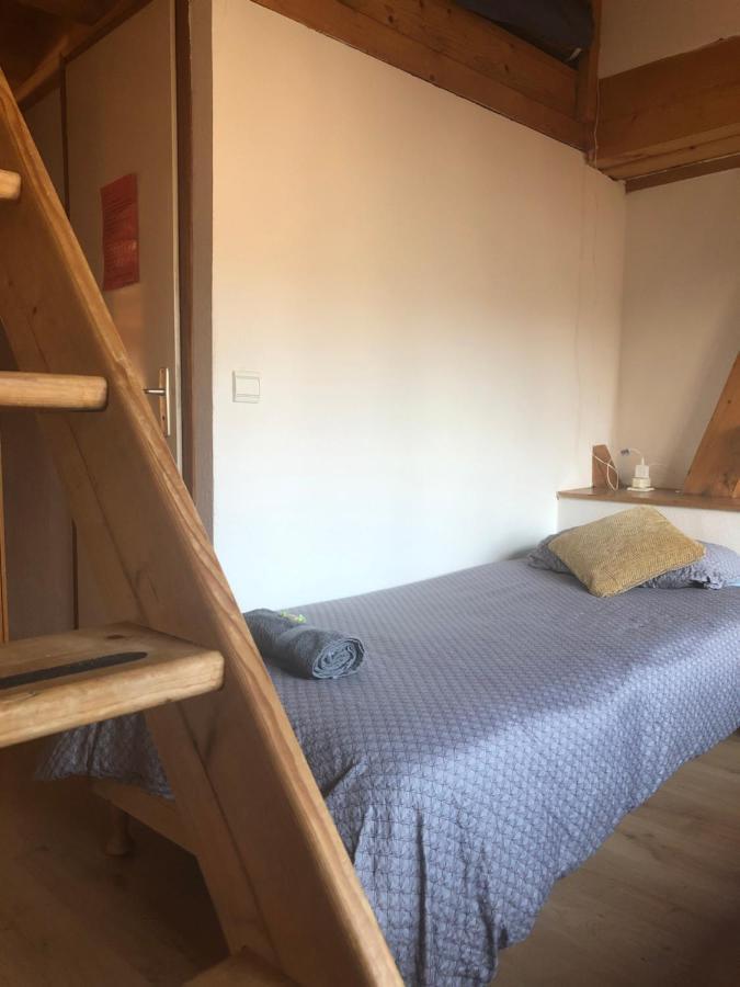 Central Hostel Châtel Kültér fotó