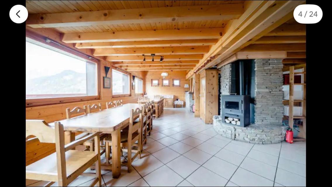 Central Hostel Châtel Kültér fotó