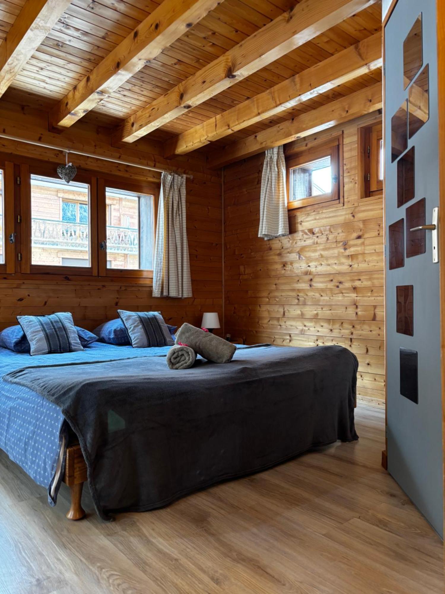 Central Hostel Châtel Kültér fotó