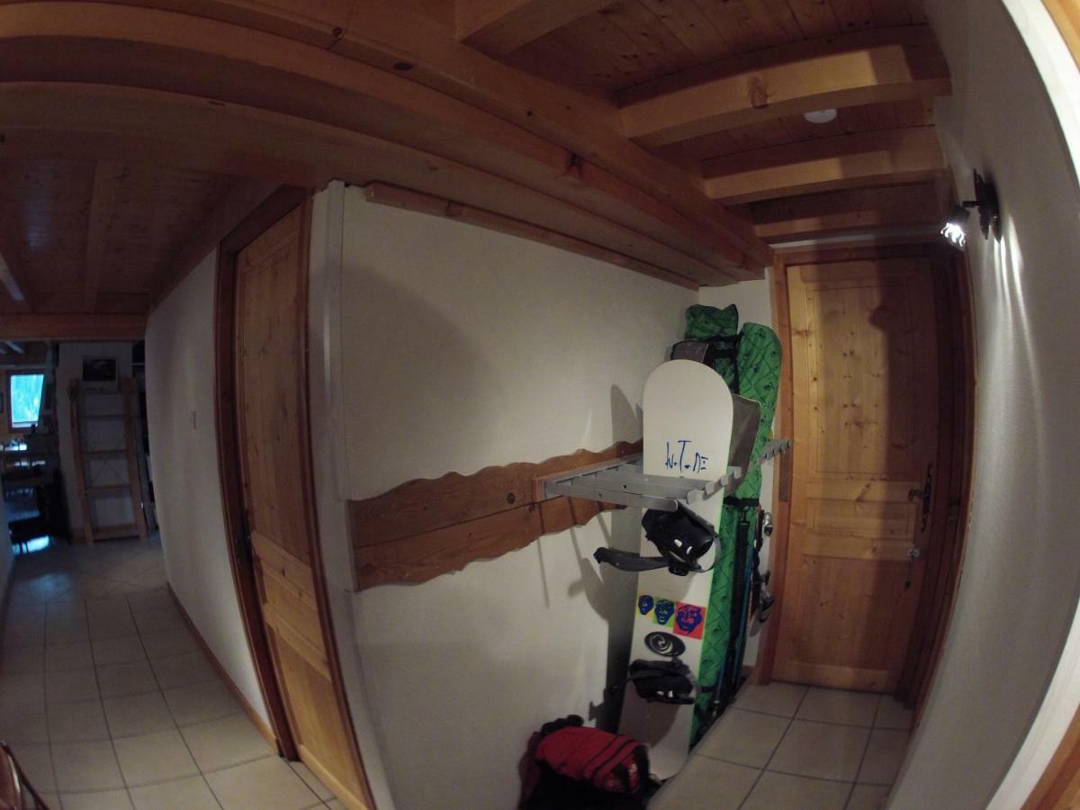 Central Hostel Châtel Kültér fotó