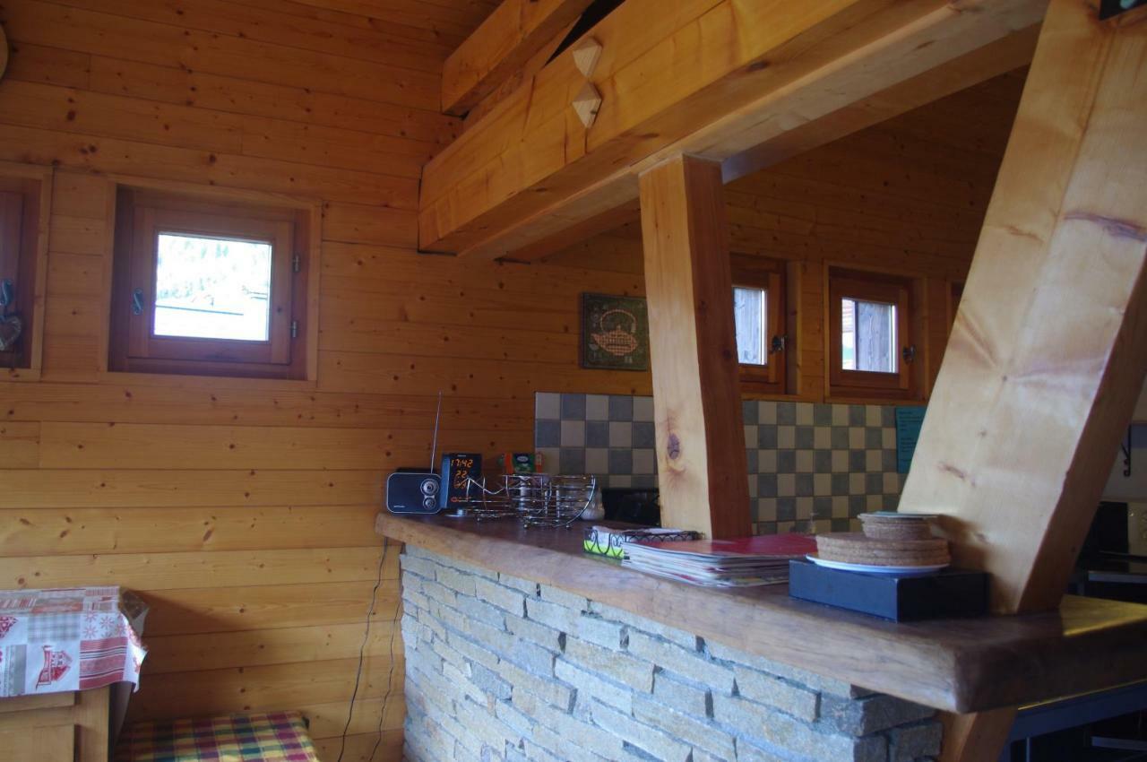 Central Hostel Châtel Kültér fotó